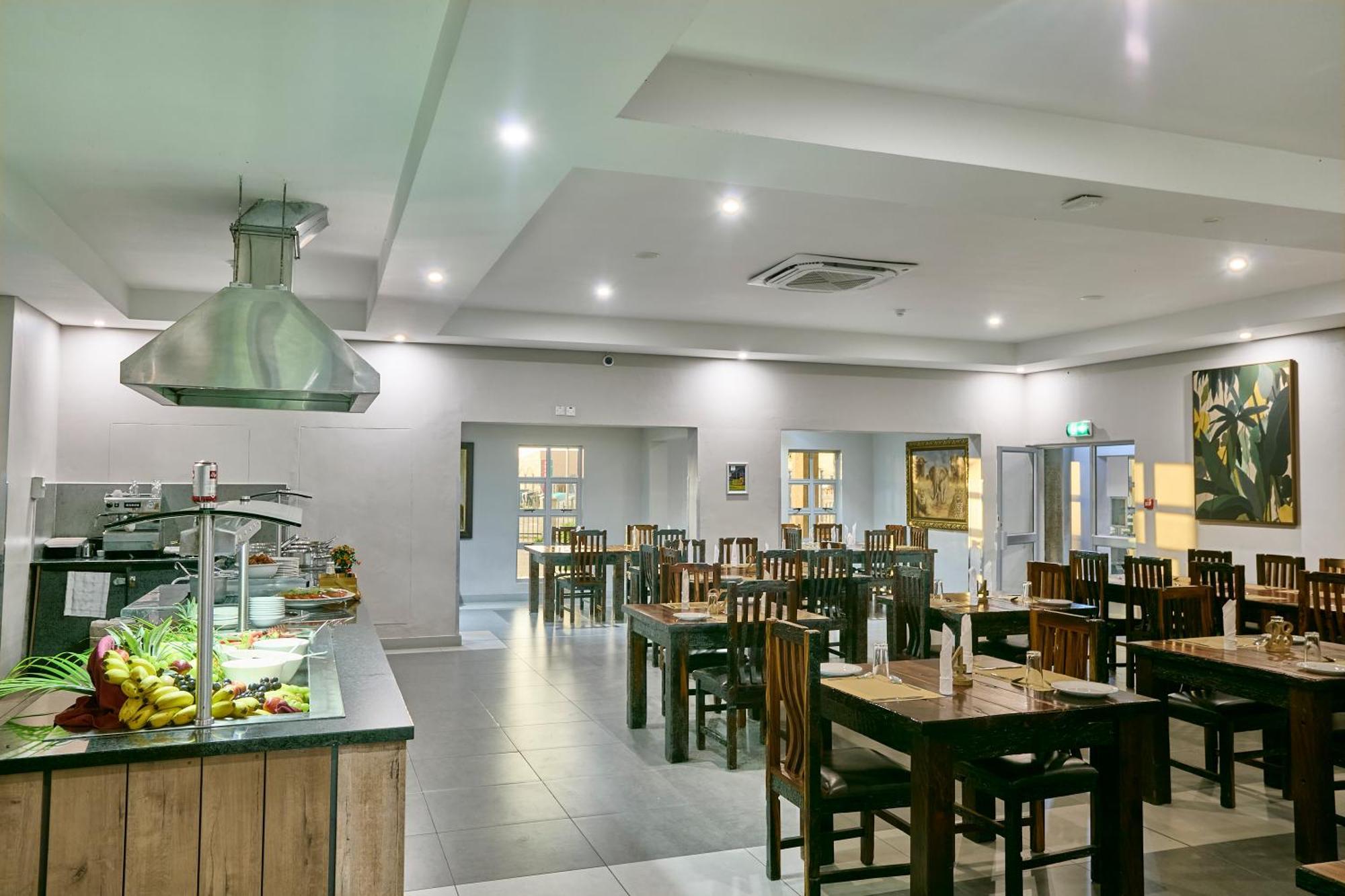Kalahari Arms Hotel Khemsbok Zewnętrze zdjęcie