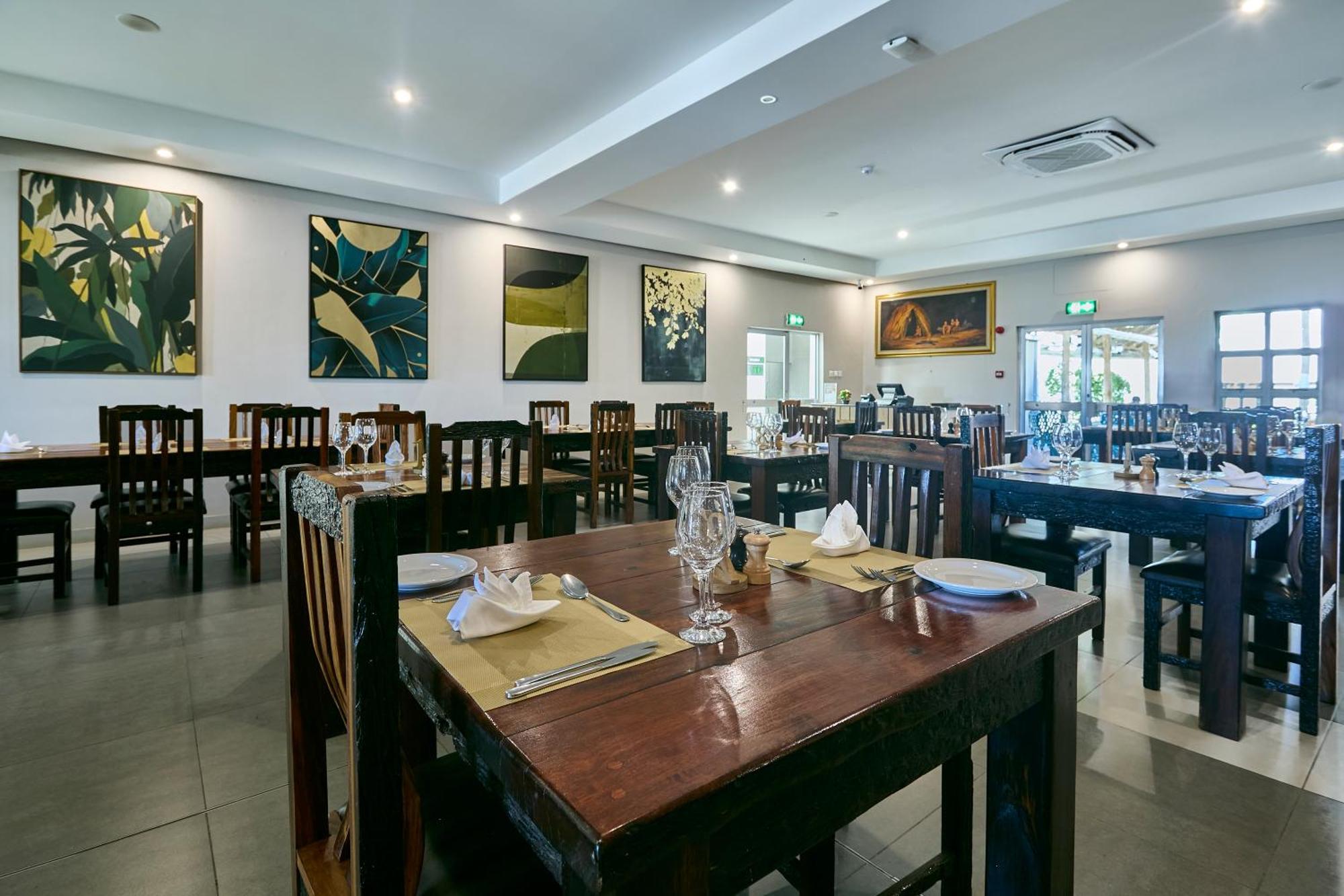 Kalahari Arms Hotel Khemsbok Zewnętrze zdjęcie