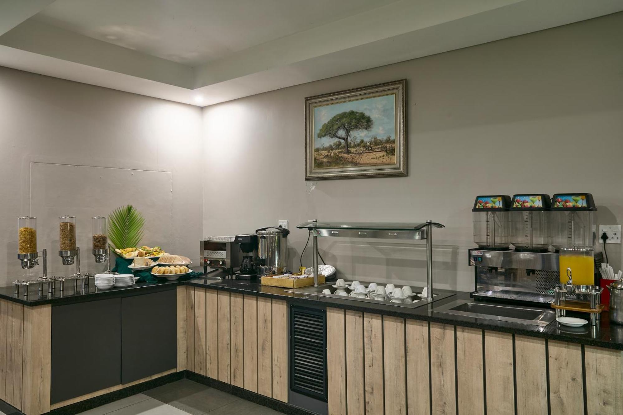 Kalahari Arms Hotel Khemsbok Zewnętrze zdjęcie