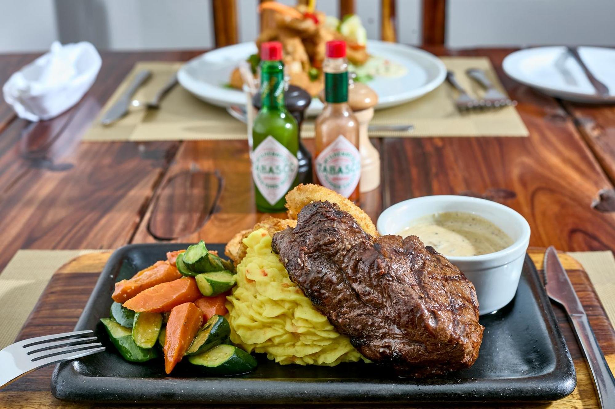 Kalahari Arms Hotel Khemsbok Zewnętrze zdjęcie