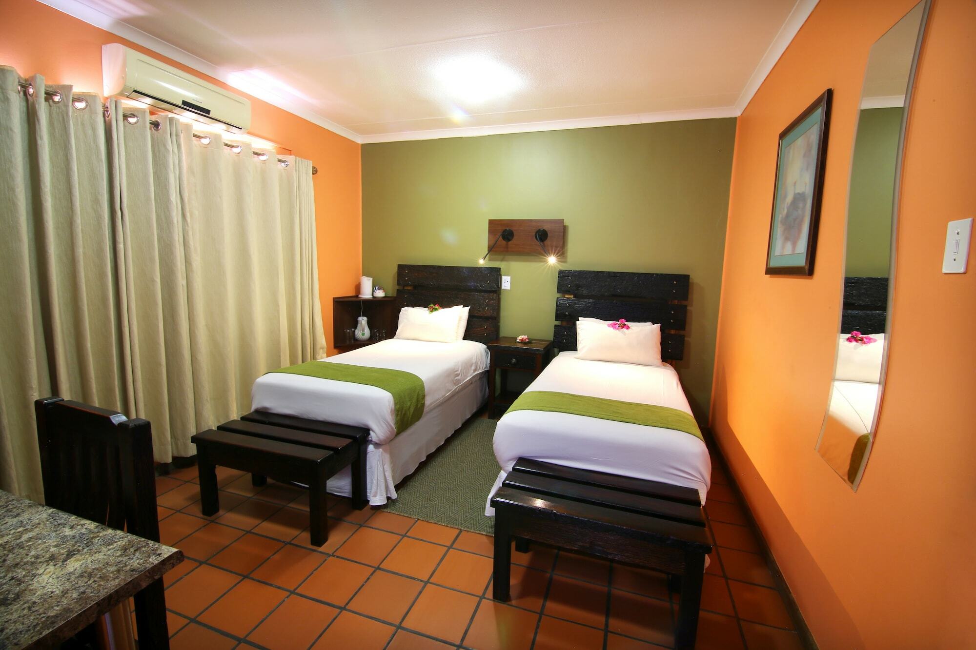 Kalahari Arms Hotel Khemsbok Zewnętrze zdjęcie